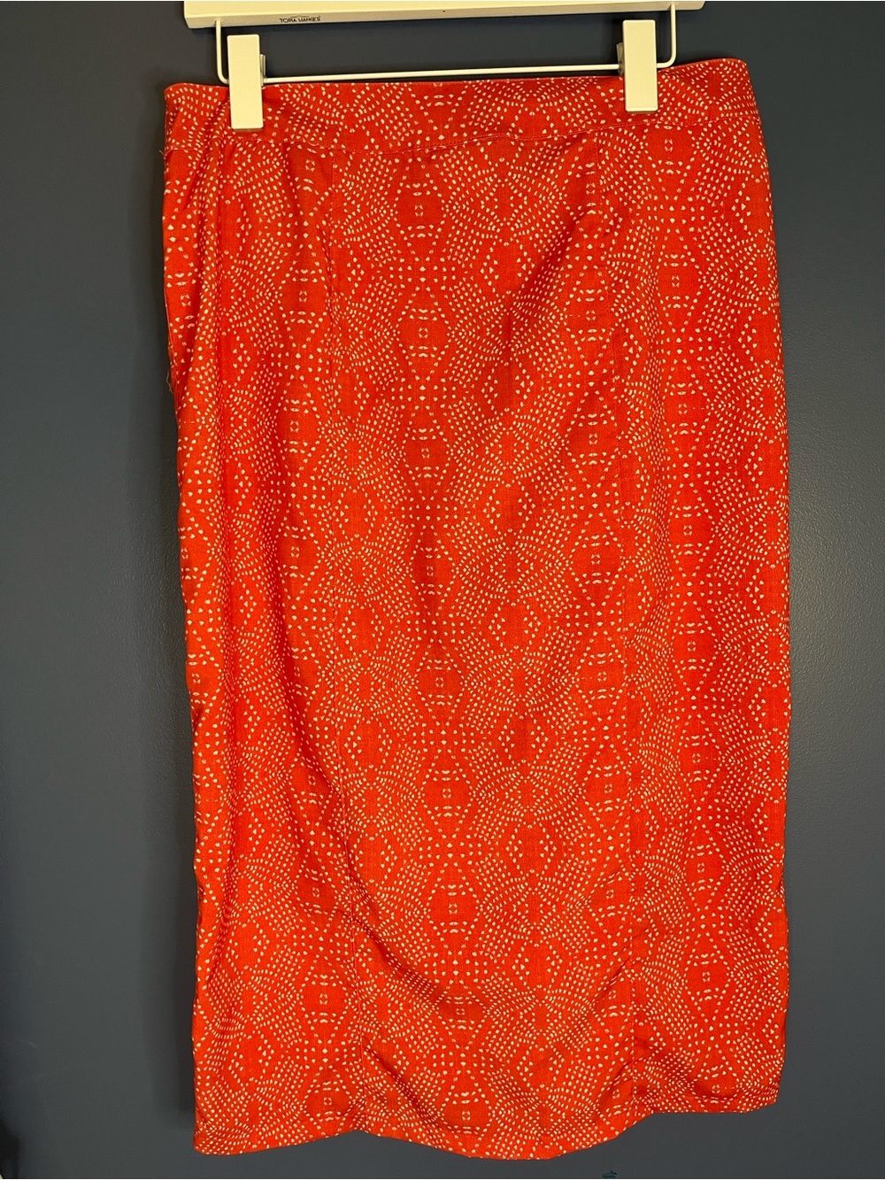 Rip Skirt HAWAII red-orange & white mini dot print wrap skirt. 30". Size MED - Picture 8 of 9